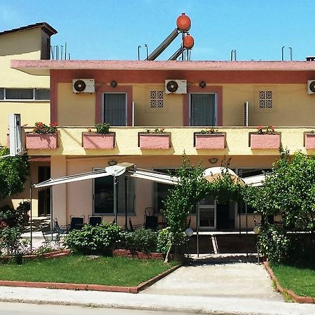Intos Apartments Agios Nikolaos (Aetolia-Acarnania) Exterior foto